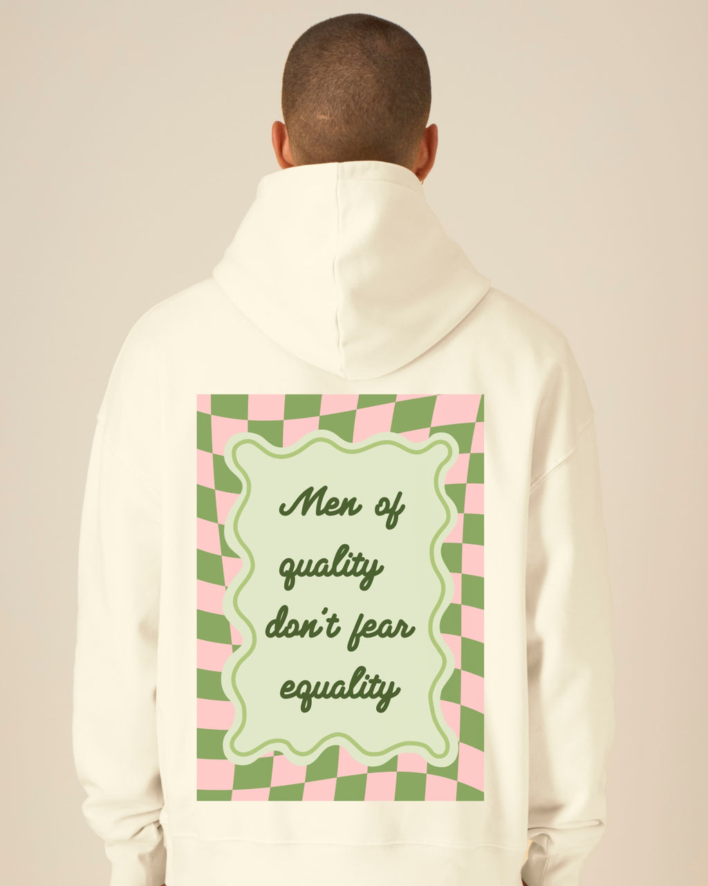 Hoodie Moosgrün (Valentin ist **178cm** groß und trägt Größe **M**)
